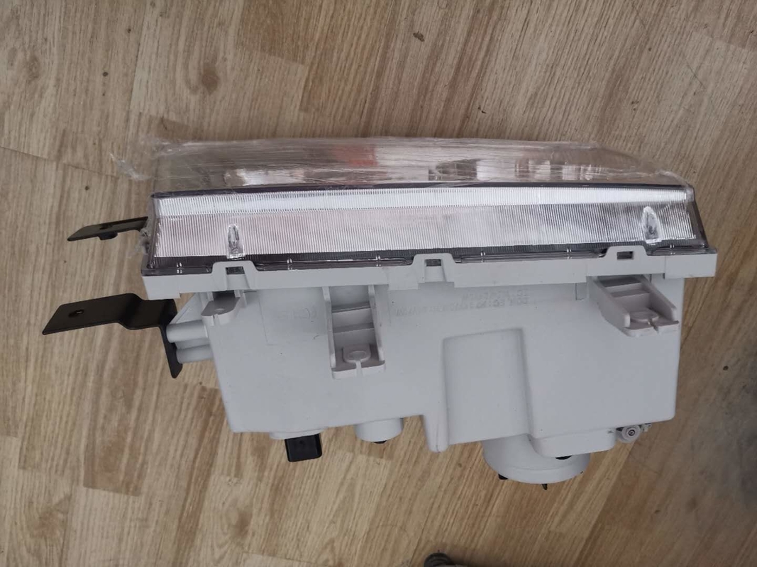 Hyundai HD 120 HD 210 Truck Parts Front Head Lamp OEM 92101-6B003 92102-6B003